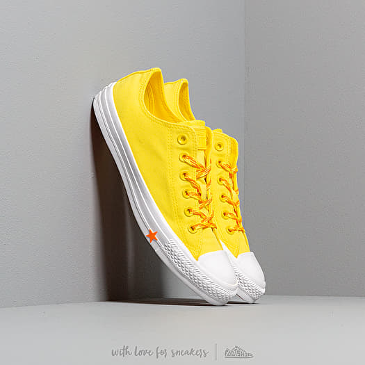 Women s shoes Converse Chuck Taylor All Star Fresh Yellow Orange Rind White Footshop