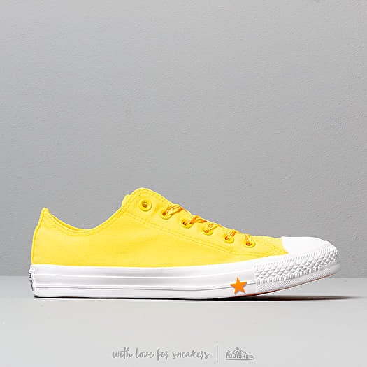Women s shoes Converse Chuck Taylor All Star Fresh Yellow Orange Rind White Footshop
