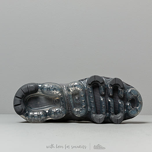 Vapormax hotsell 2019 enfant