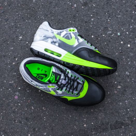 Nike Wmns Air Max 1 FV QS