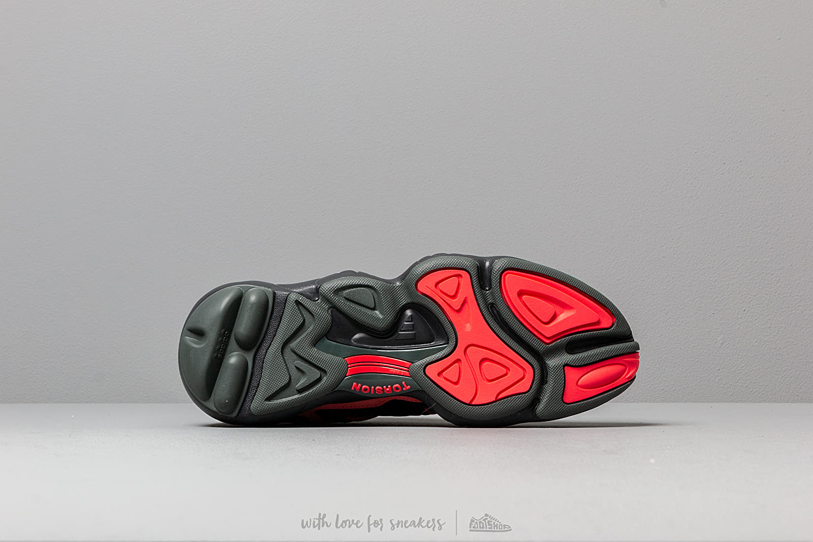 Sapatos de homem adidas FYW S-97 Legend Ivy/ Carbon/ Shock Red
