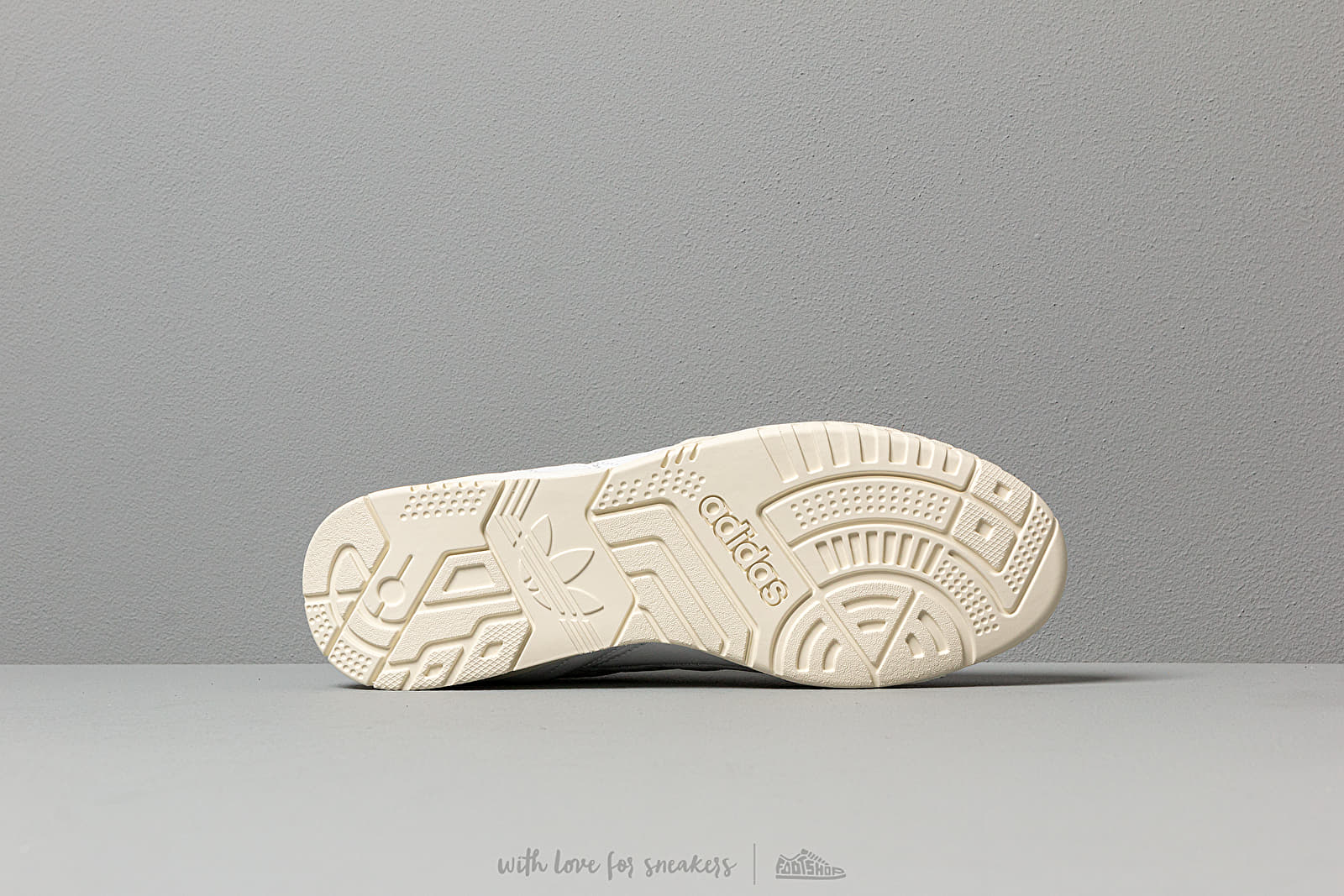 Men's shoes adidas A.R. Trainer Ftw White/ Ftw White/ Off White