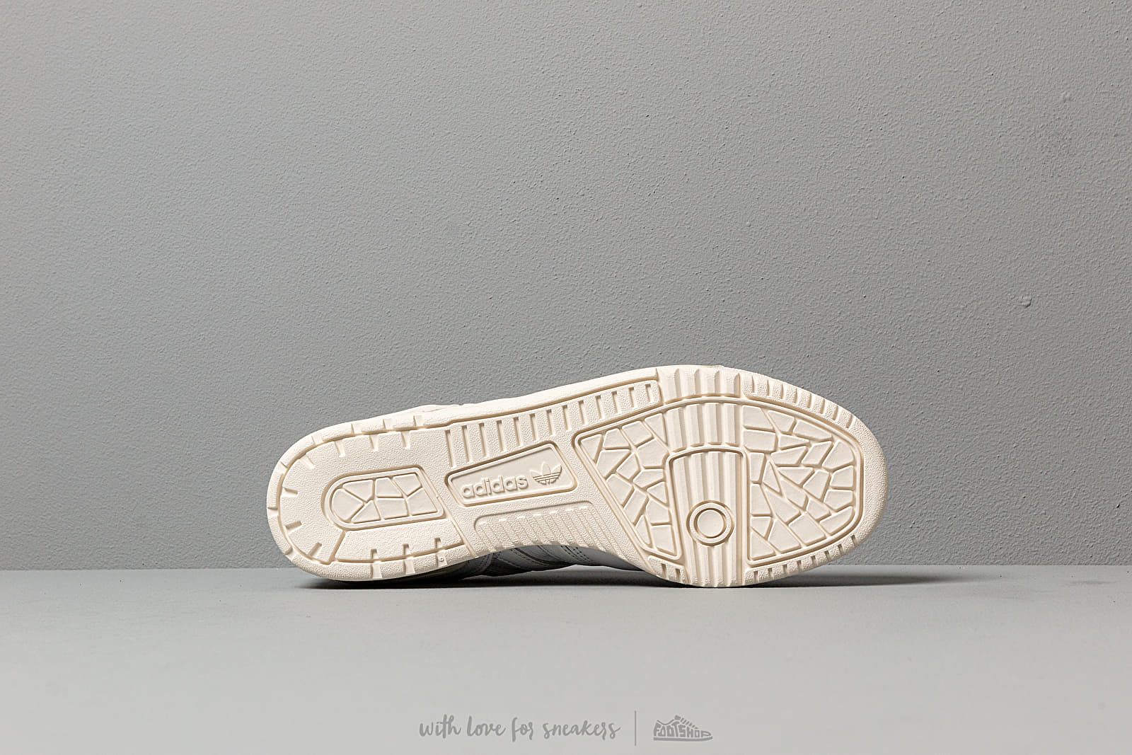 Zapatillas Hombre adidas Rivalry Low Ftw White/ Ftw White/ Off White