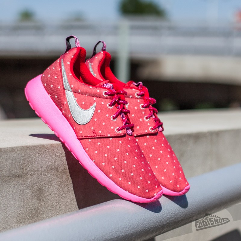 Nike roshe run women print 2025