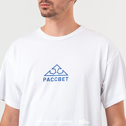Paccbet tee shop
