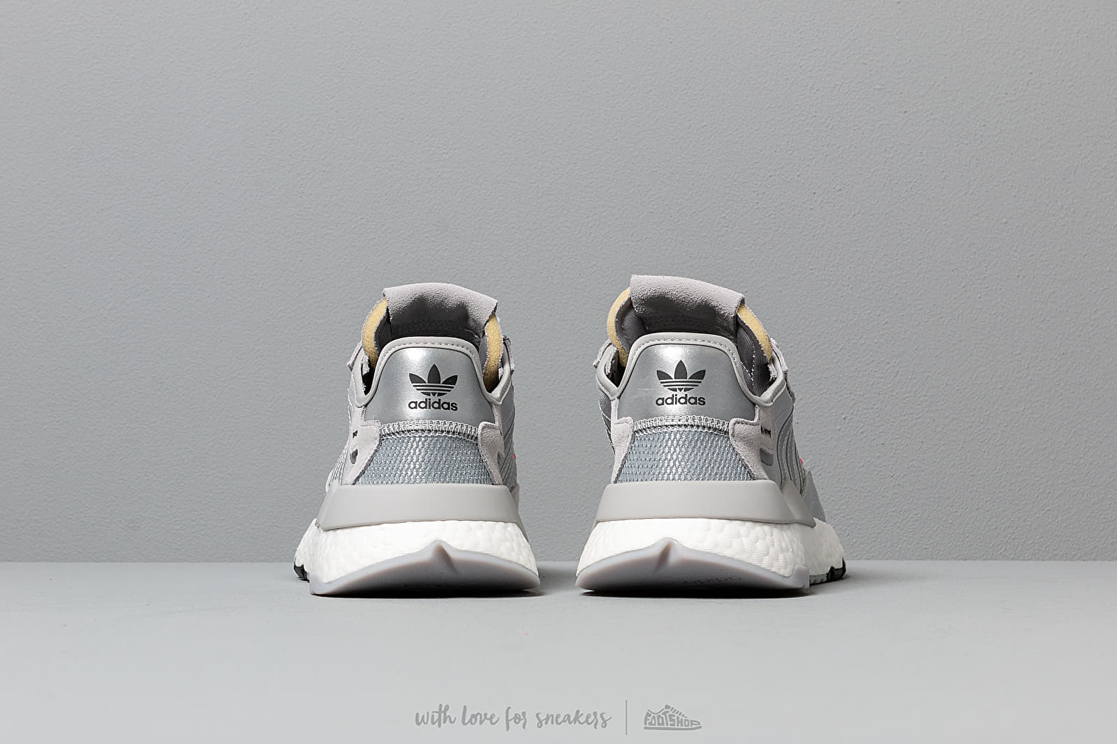 Încălțăminte și sneakerși pentru bărbați adidas Nite Jogger Silver Mate/ Light Solid Green/ Core Black