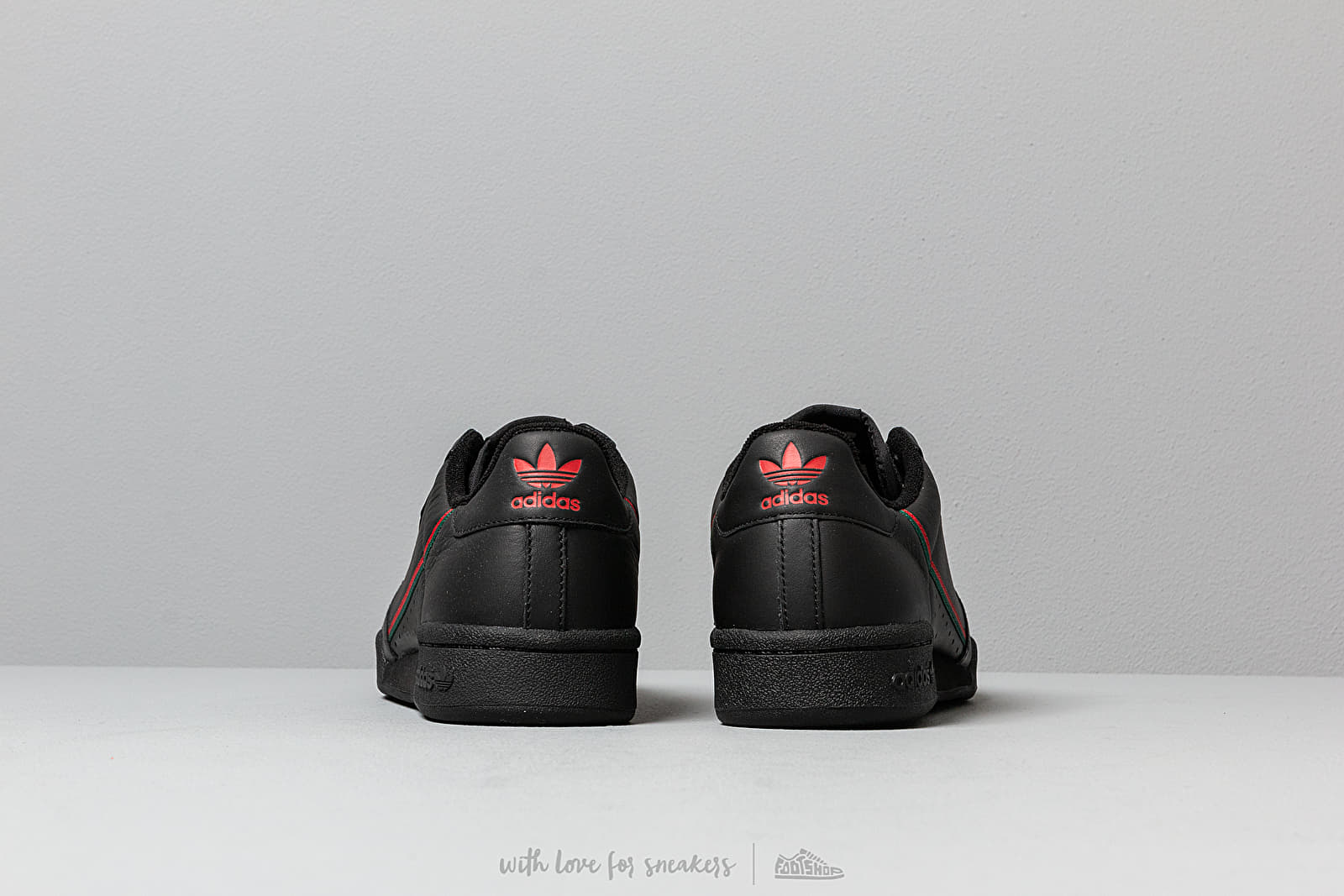 Skor för män adidas Continental 80 Core Black/ Scarlet/ Core Green