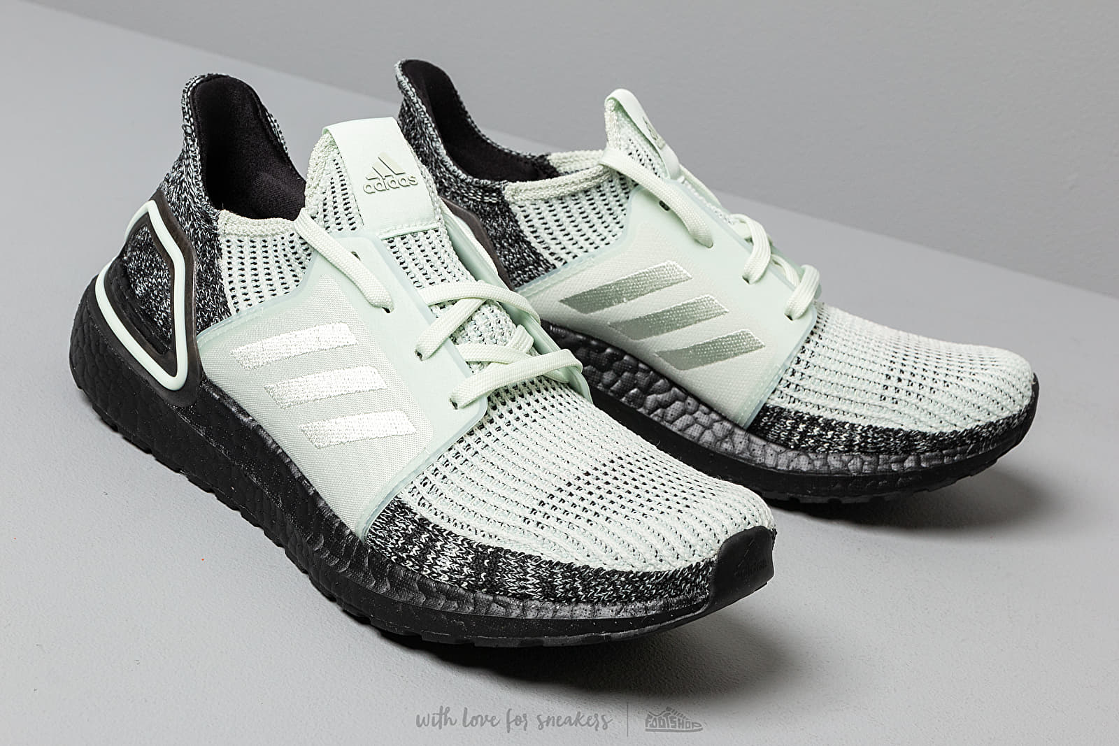 Herenschoenen adidas UltraBOOST 19 m Linen Green Linen Green Ash
