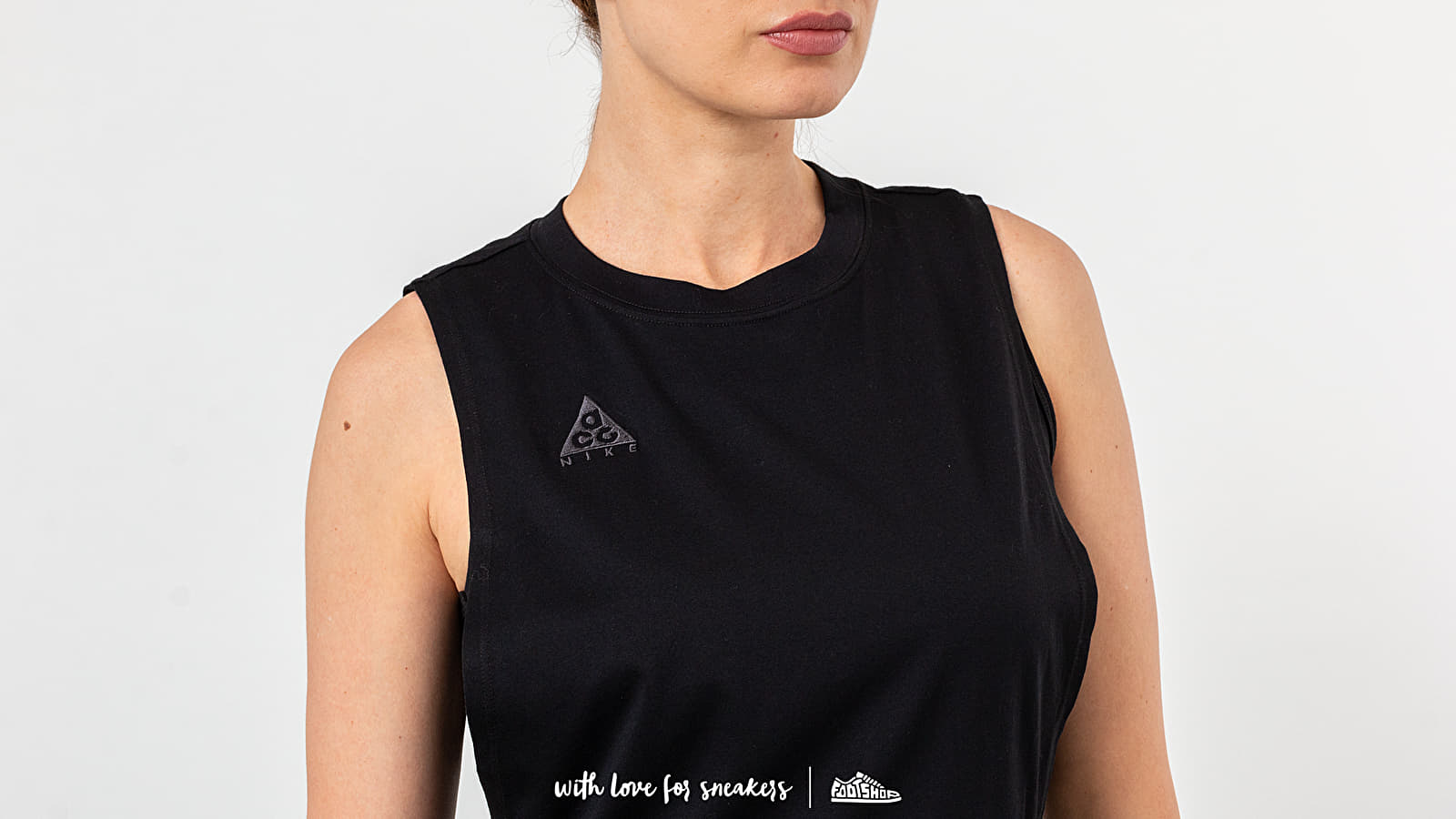 Nike sales acg tank