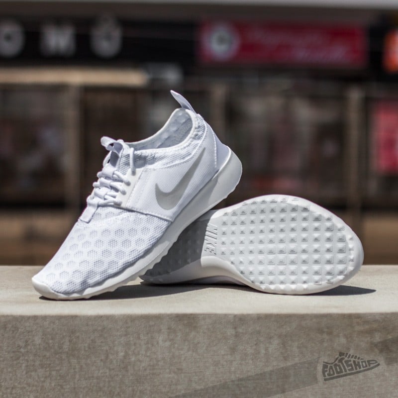 Women's shoes Nike Juvenate White/ Pure Platinum