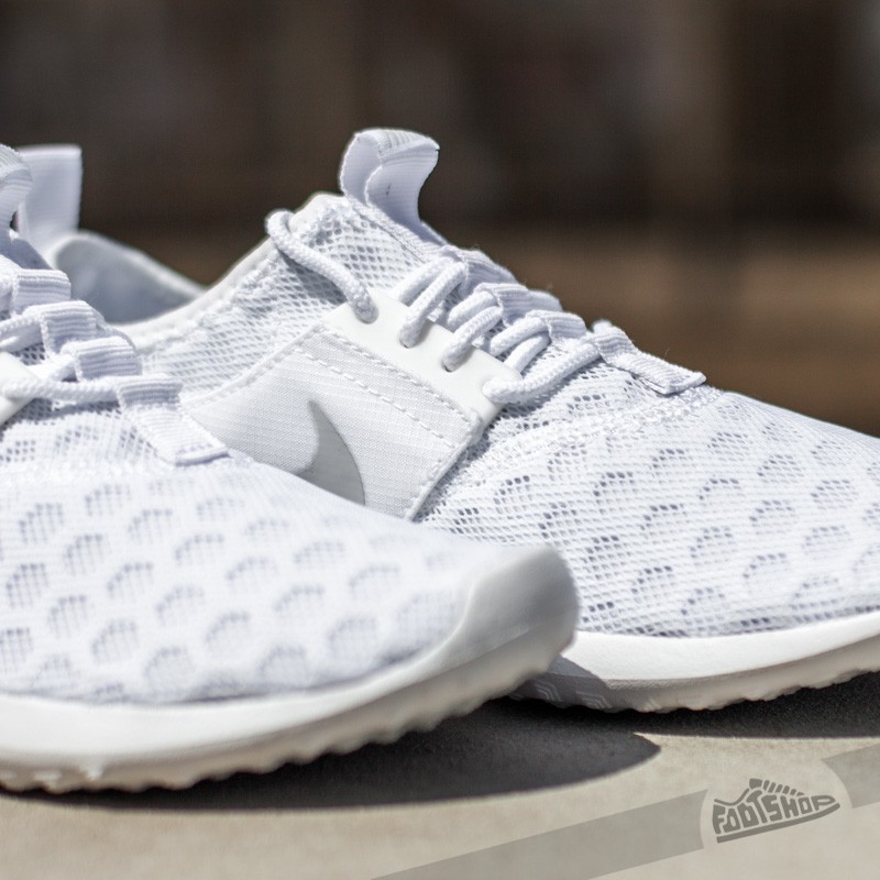 Women's shoes Nike Juvenate White/ Pure Platinum