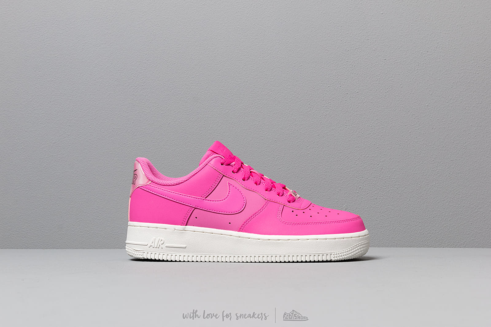 Air force 1 laser fuchsia top