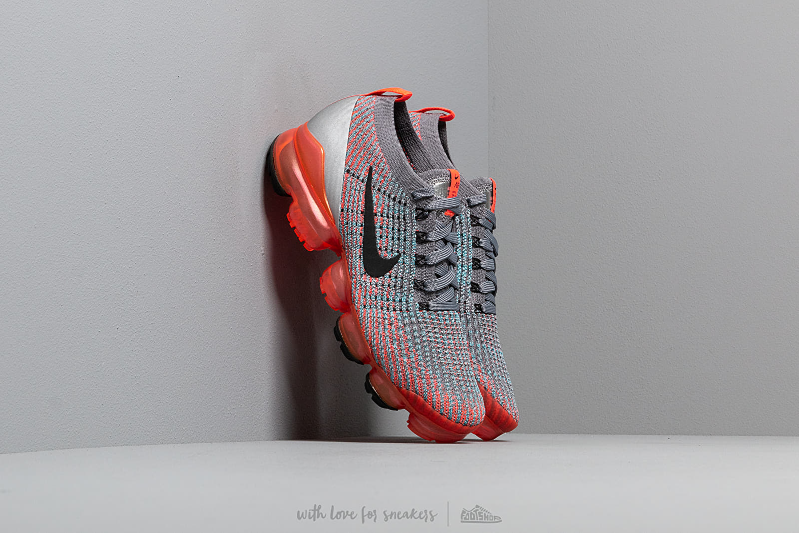 Women s shoes Nike W Air Vapormax Flyknit 3 Flash Crimson Black Cool Grey Blue Fury Footshop