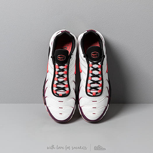 Air max plus womens volt red white 2025