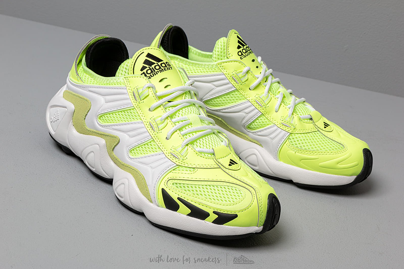 Damesschoenen adidas FYW S 97 W Hi Res Yellow Crystal White Core