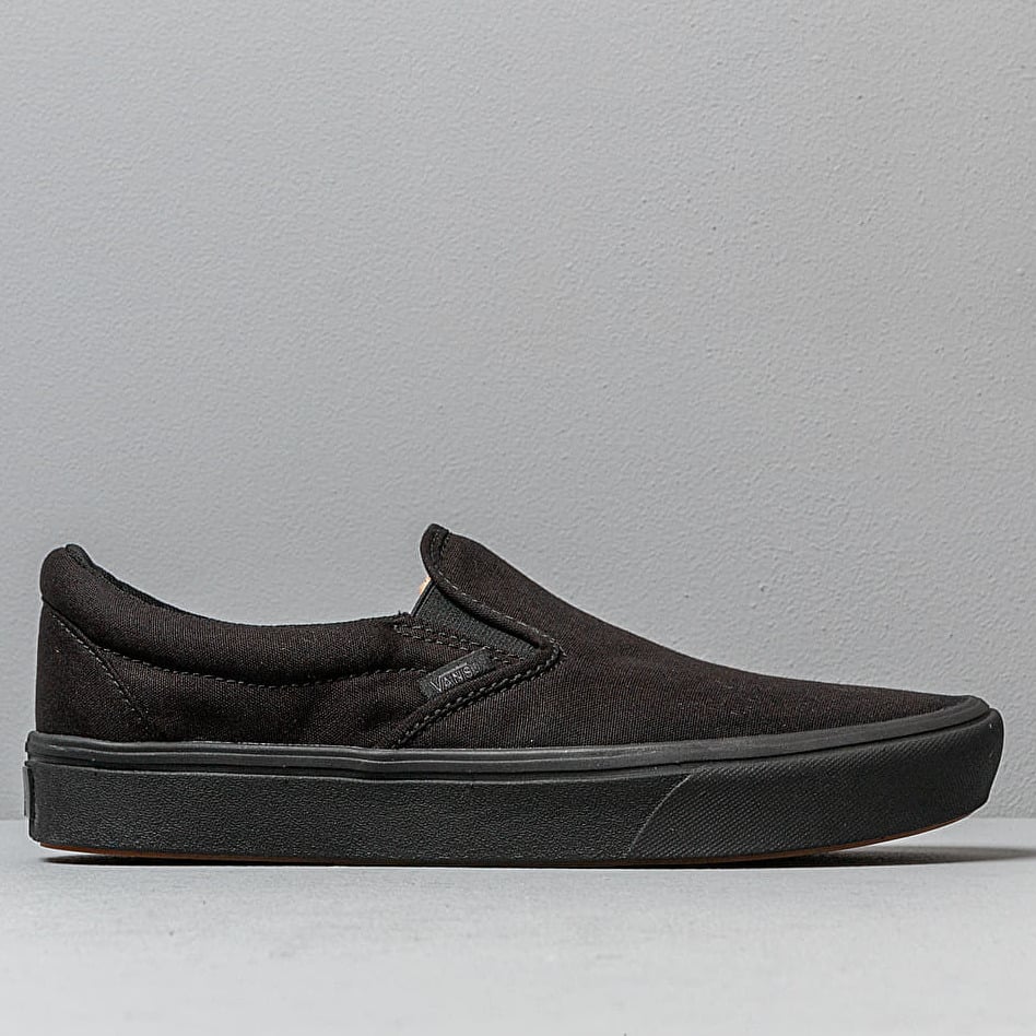 Sneakers Vans ComfyCush Slip-On (Classic) Black/ Black - 1 | YEO