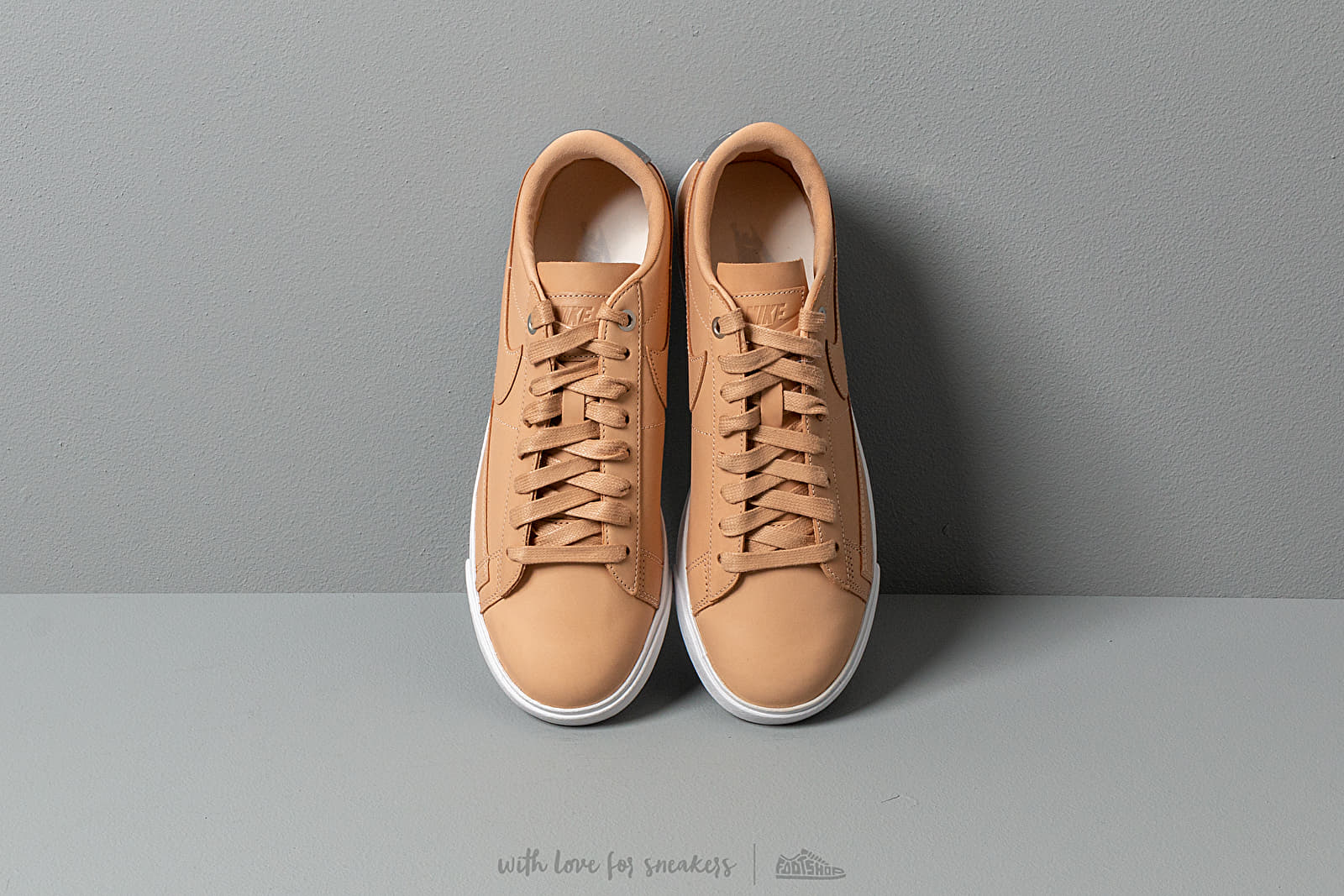 Women s shoes Nike Wmns Blazer Low SE Premium Vachetta Tan Vachetta Tan Footshop