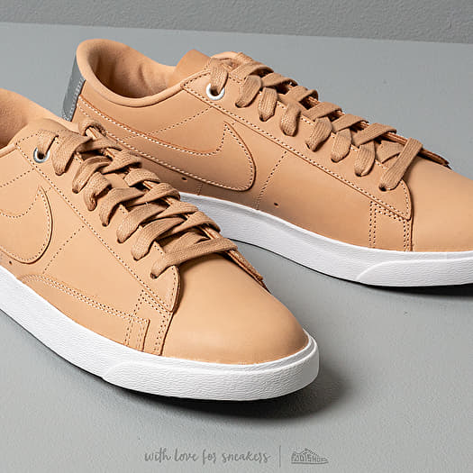 Nike blazer best sale low premium women's