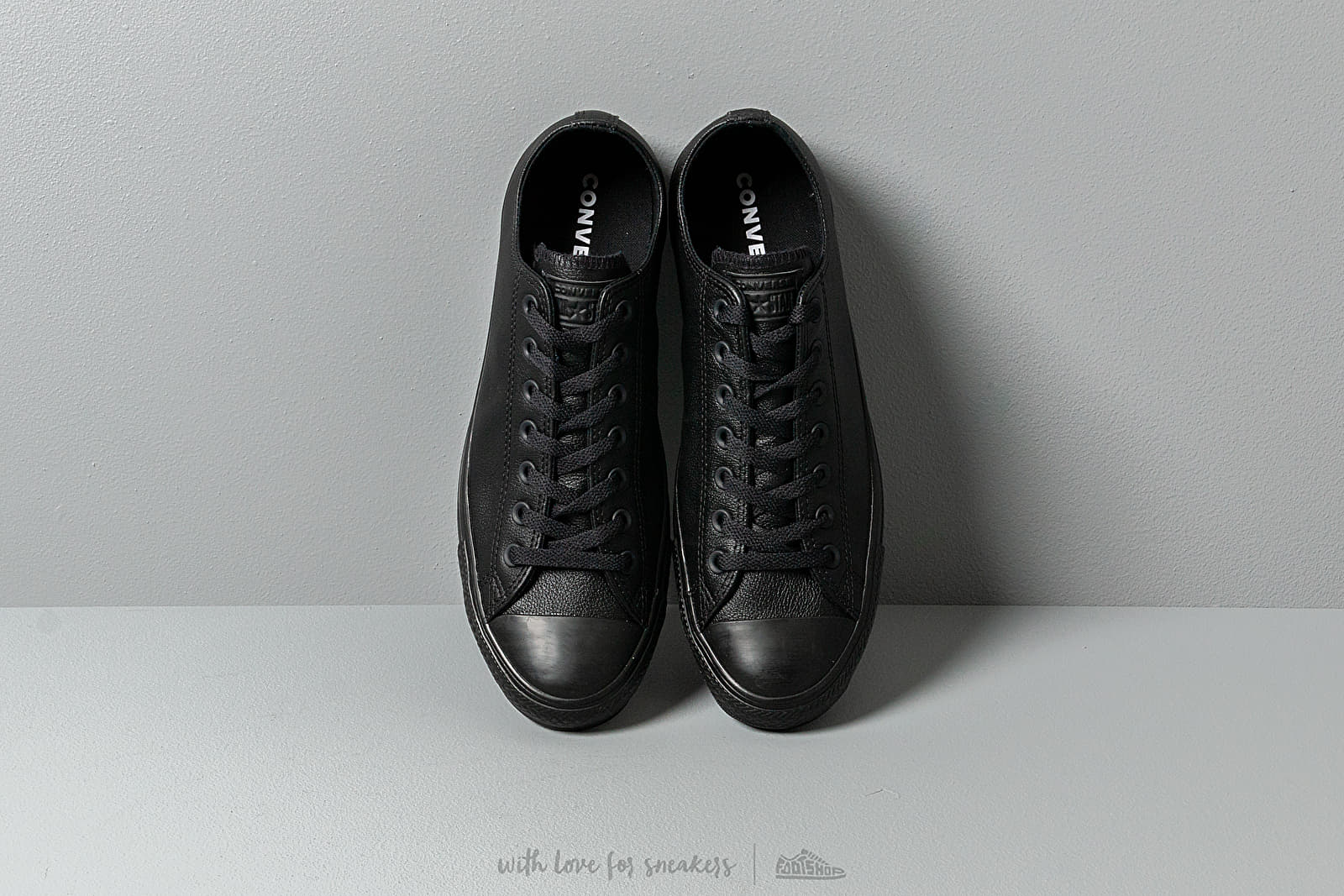 Dámské tenisky a boty Converse Chuck Taylor All Star OX Black Mono