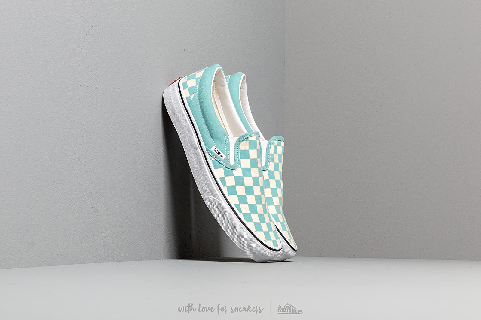 Vans slip sales on bleu damier