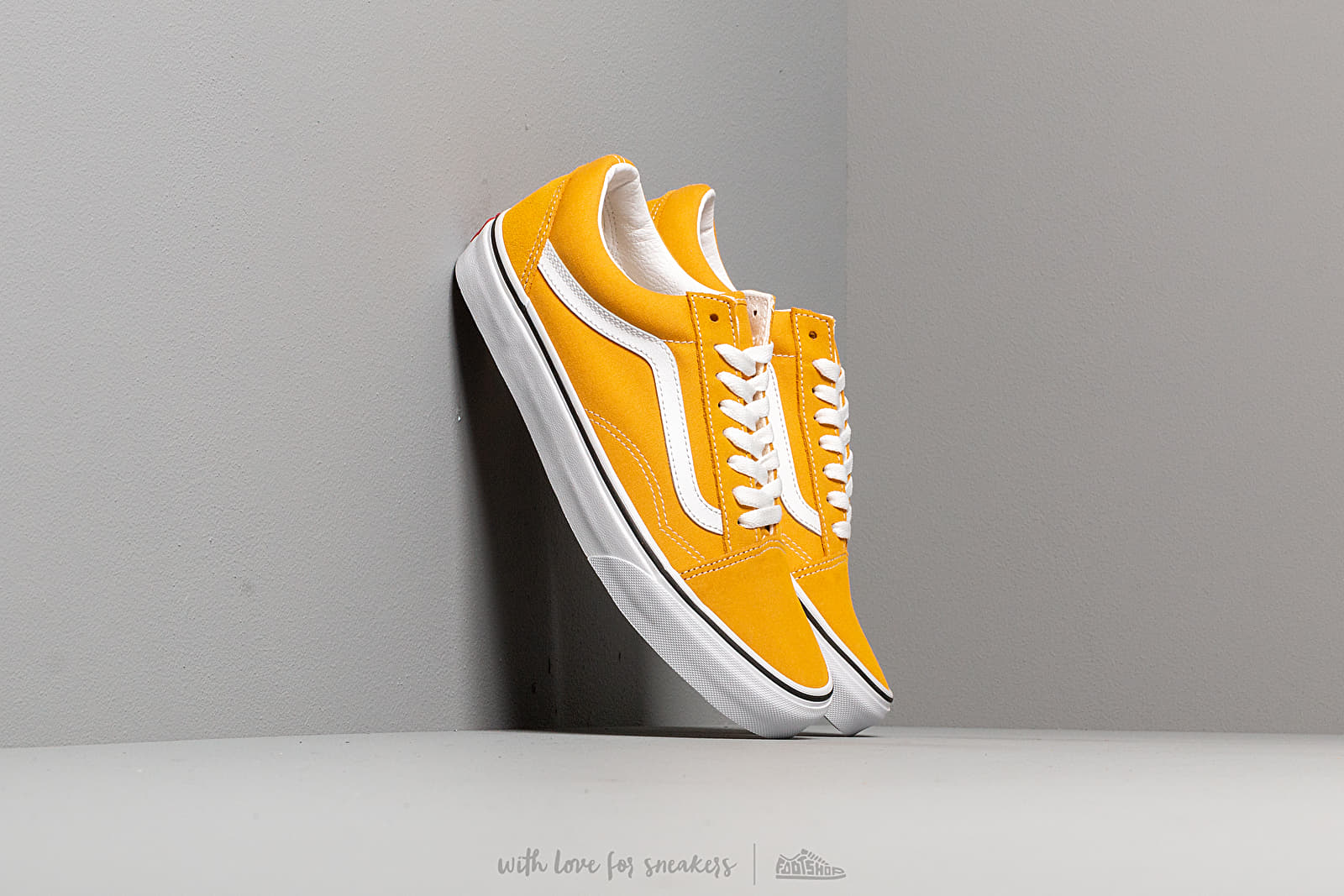 Vans old skool yolk yellow true white store
