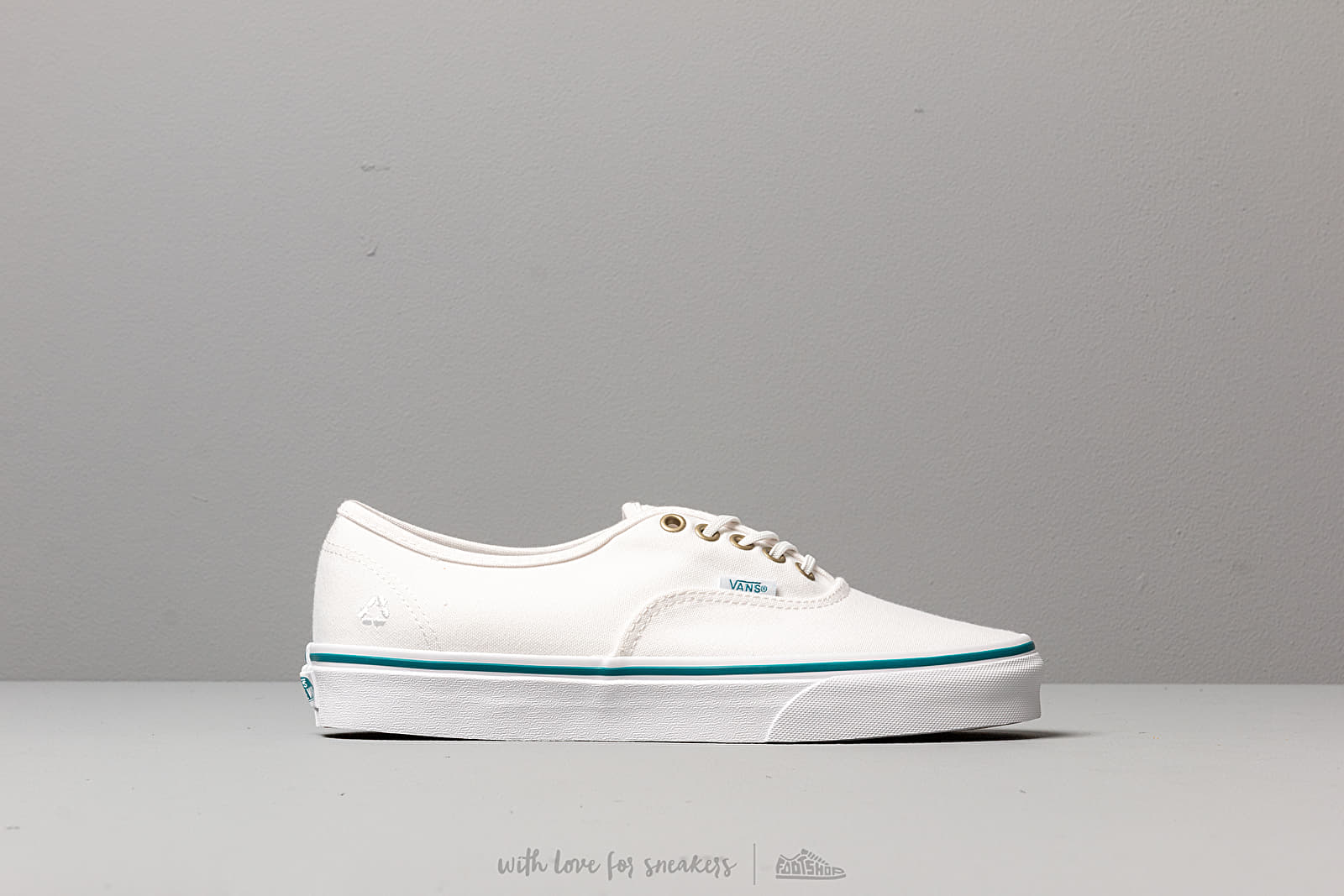 Vans hotsell authentic pet