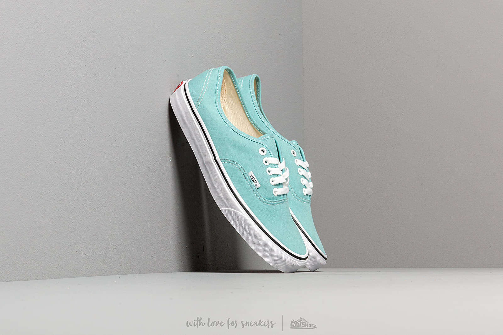 Aqua vans clearance