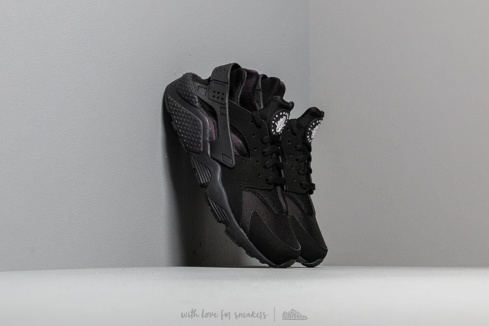 Men's shoes Nike Air Huarache Black/Black