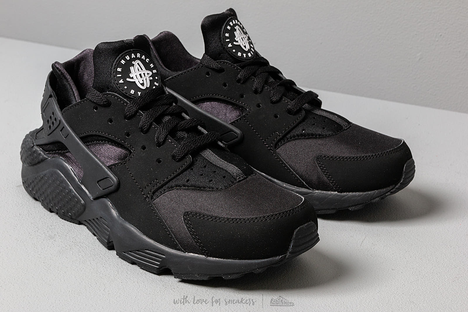 Men's shoes Nike Air Huarache Black/Black