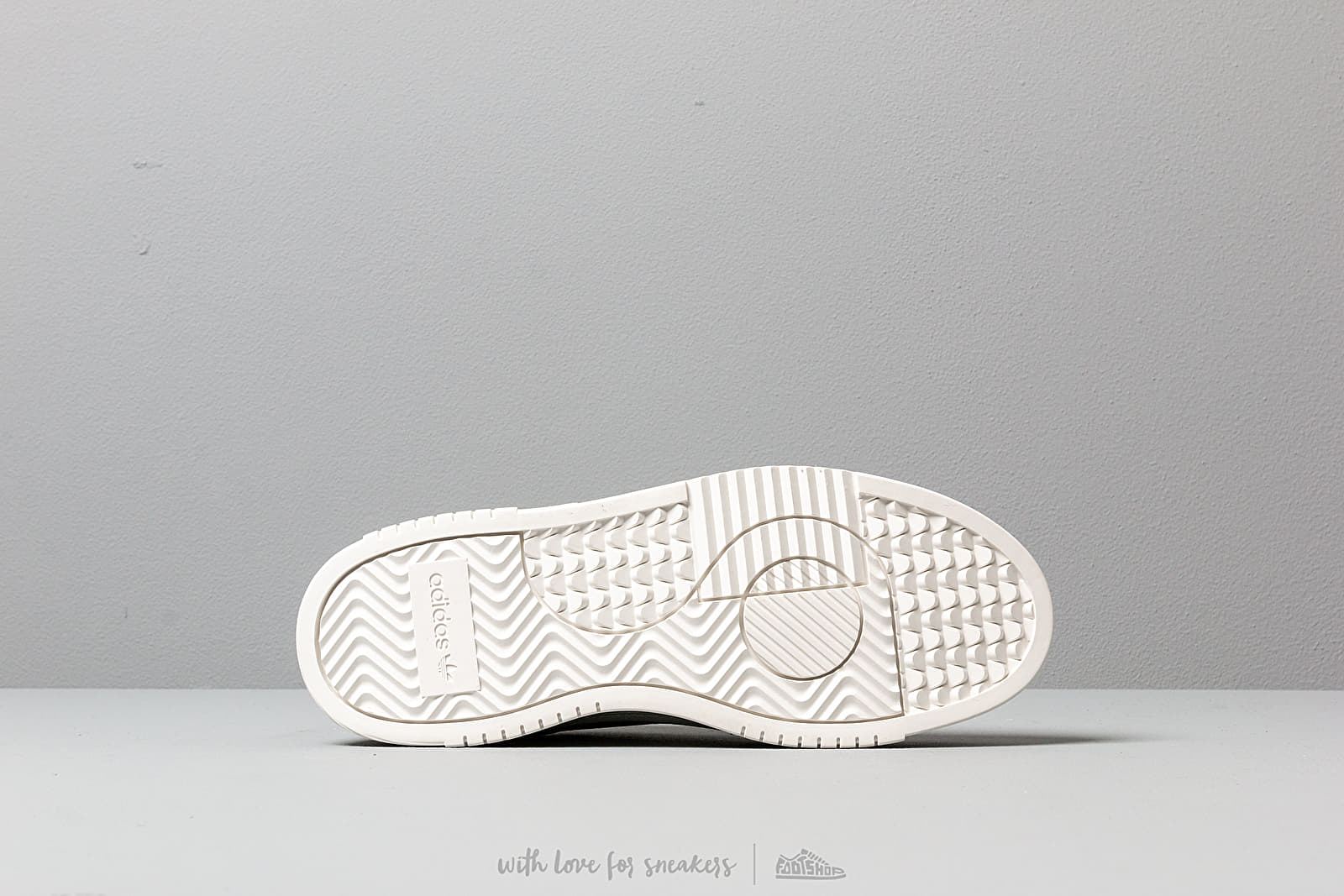 Women s shoes adidas Supercourt W Ash Silver Ash Silver Crystal