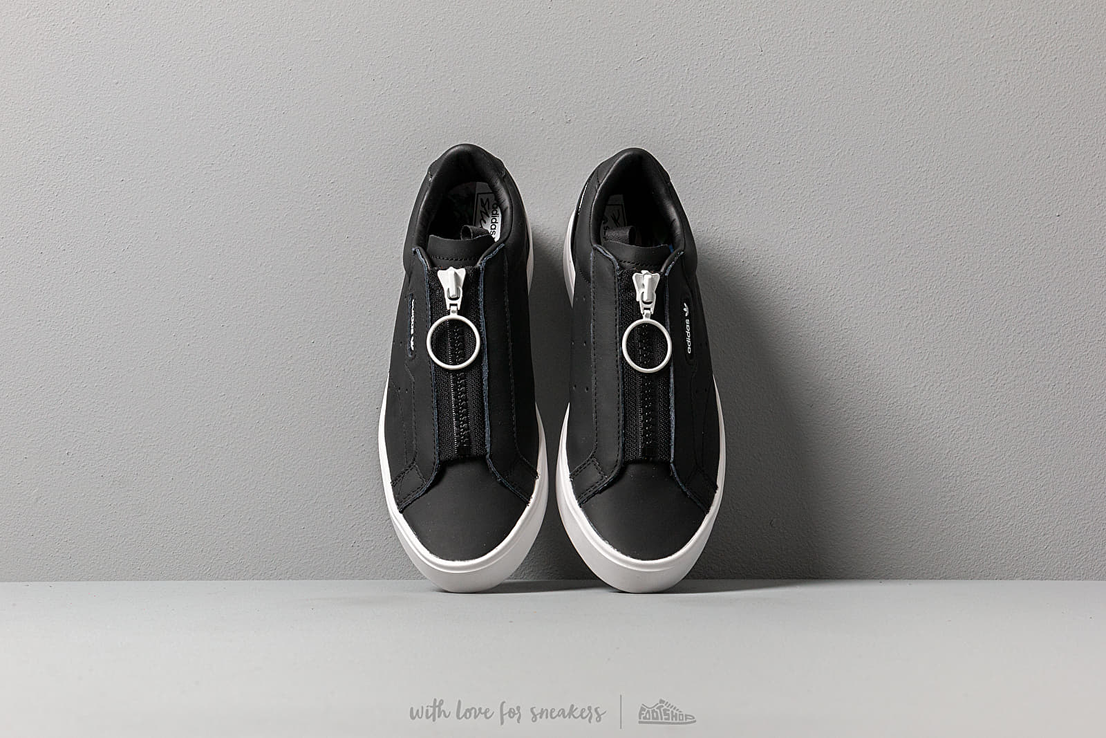 Women s shoes adidas Sleek Z W Core Black Core Black Crystal White Footshop