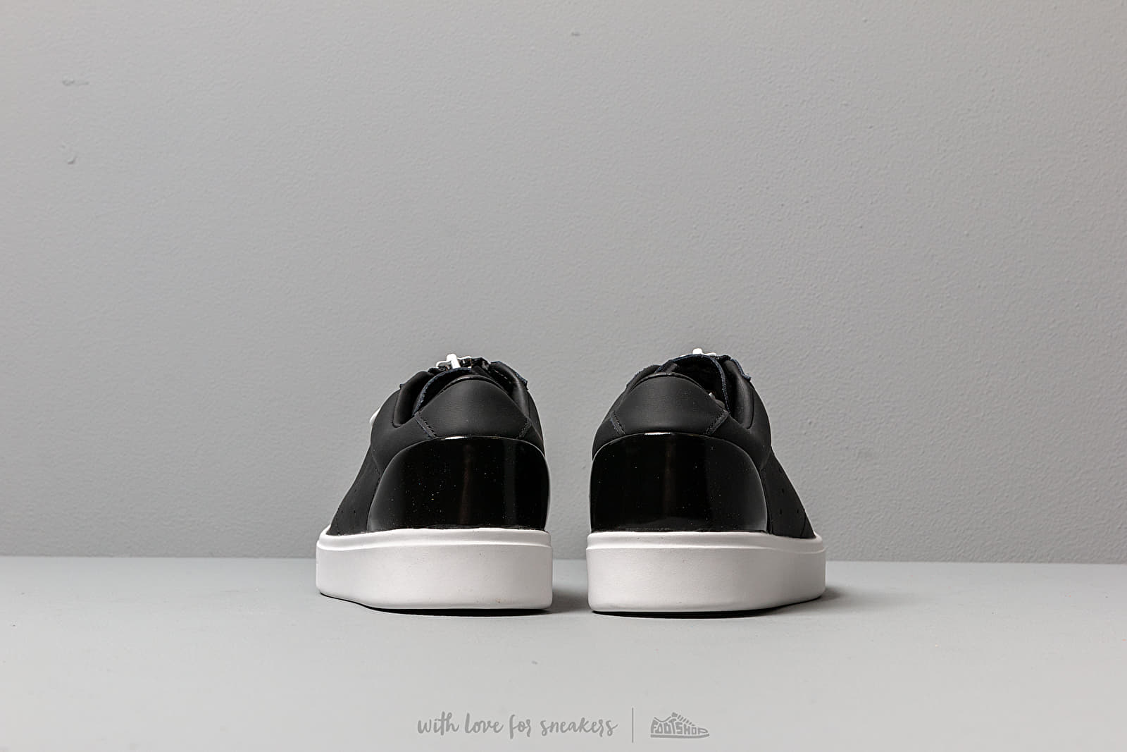 Дамски кецове и обувки adidas Sleek Z W Core Black/ Core Black/ Crystal White