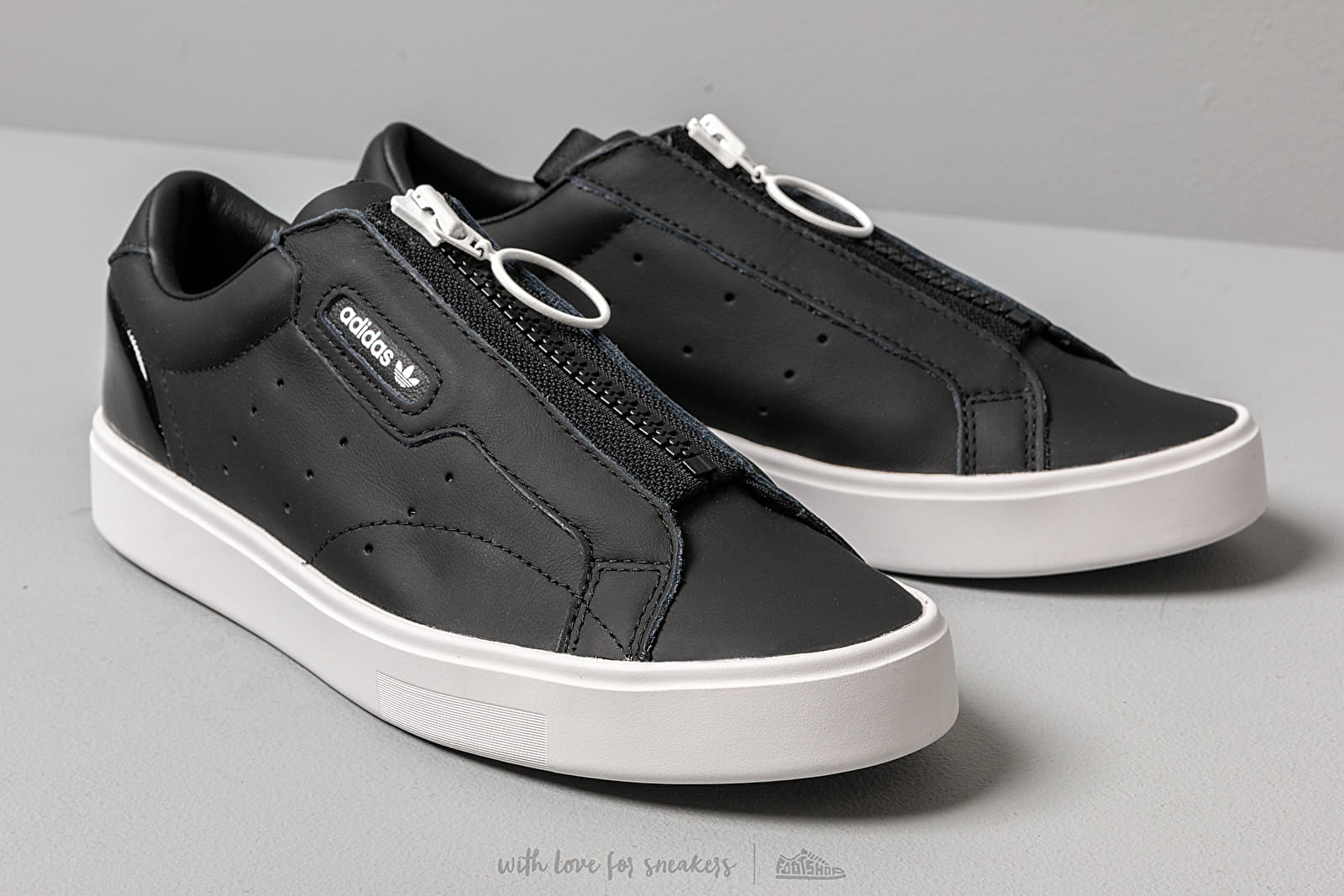 Women s shoes adidas Sleek Z W Core Black Core Black Crystal White Footshop