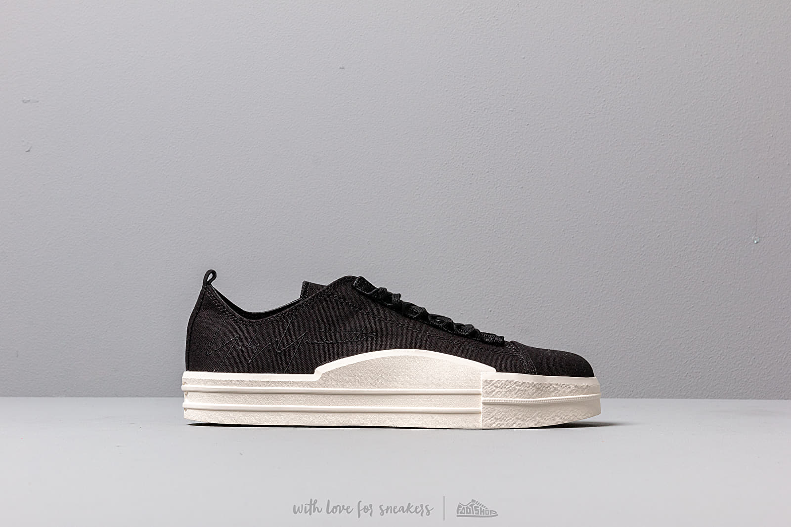 Men s shoes Y 3 Yuben Low Black Y3 Black Y3 Ftwr White Footshop