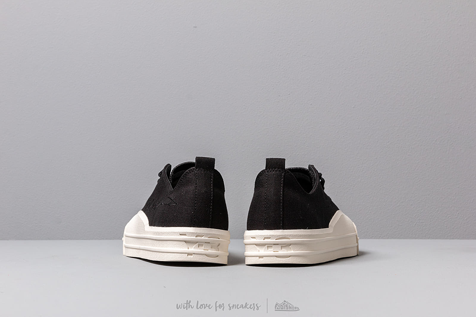 Men s shoes Y 3 Yuben Low Black Y3 Black Y3 Ftwr White Footshop