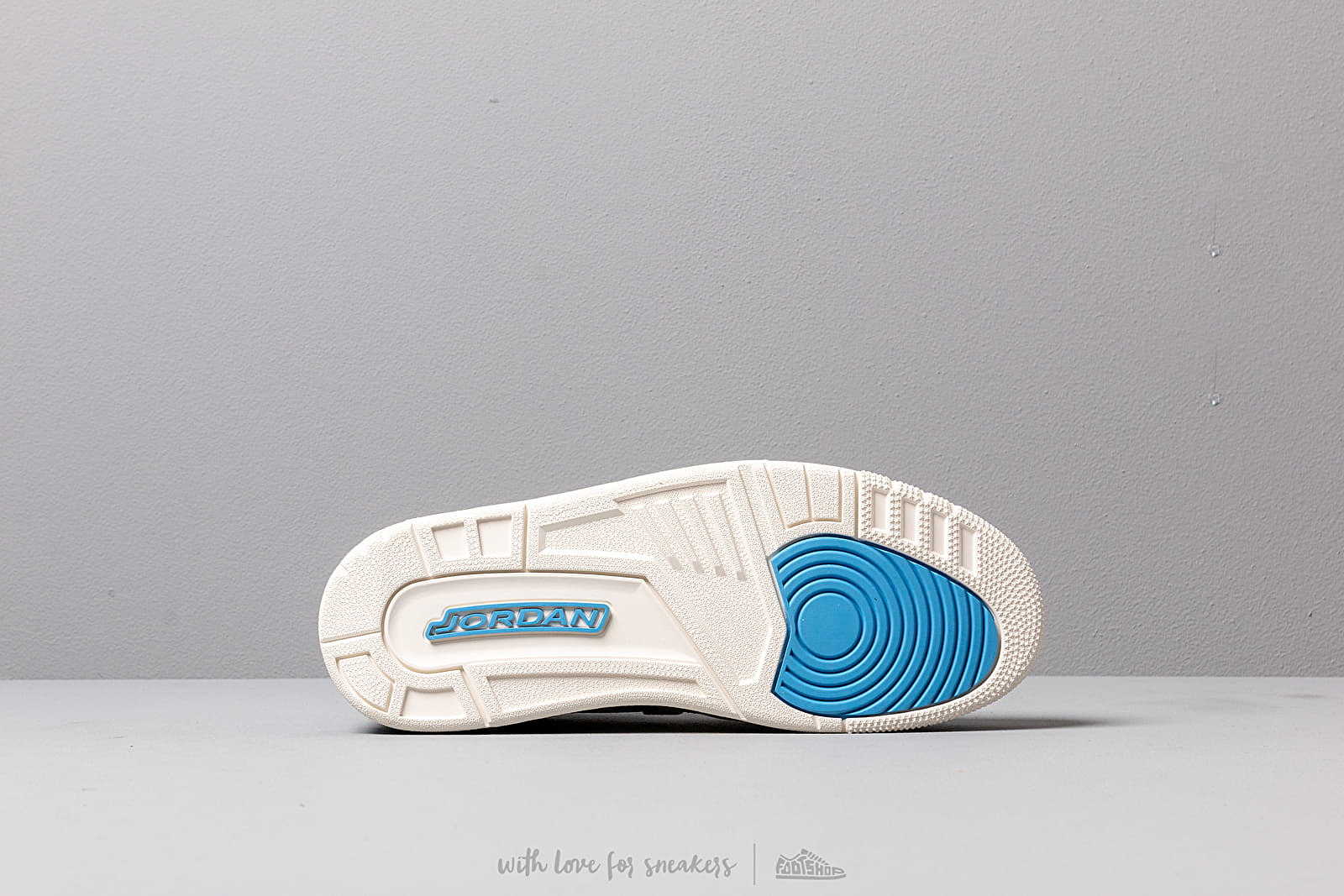 Herren Sneaker und Schuhe Air Jordan Legacy 312 Low Pale Blue/ University Blue-Black-Sail