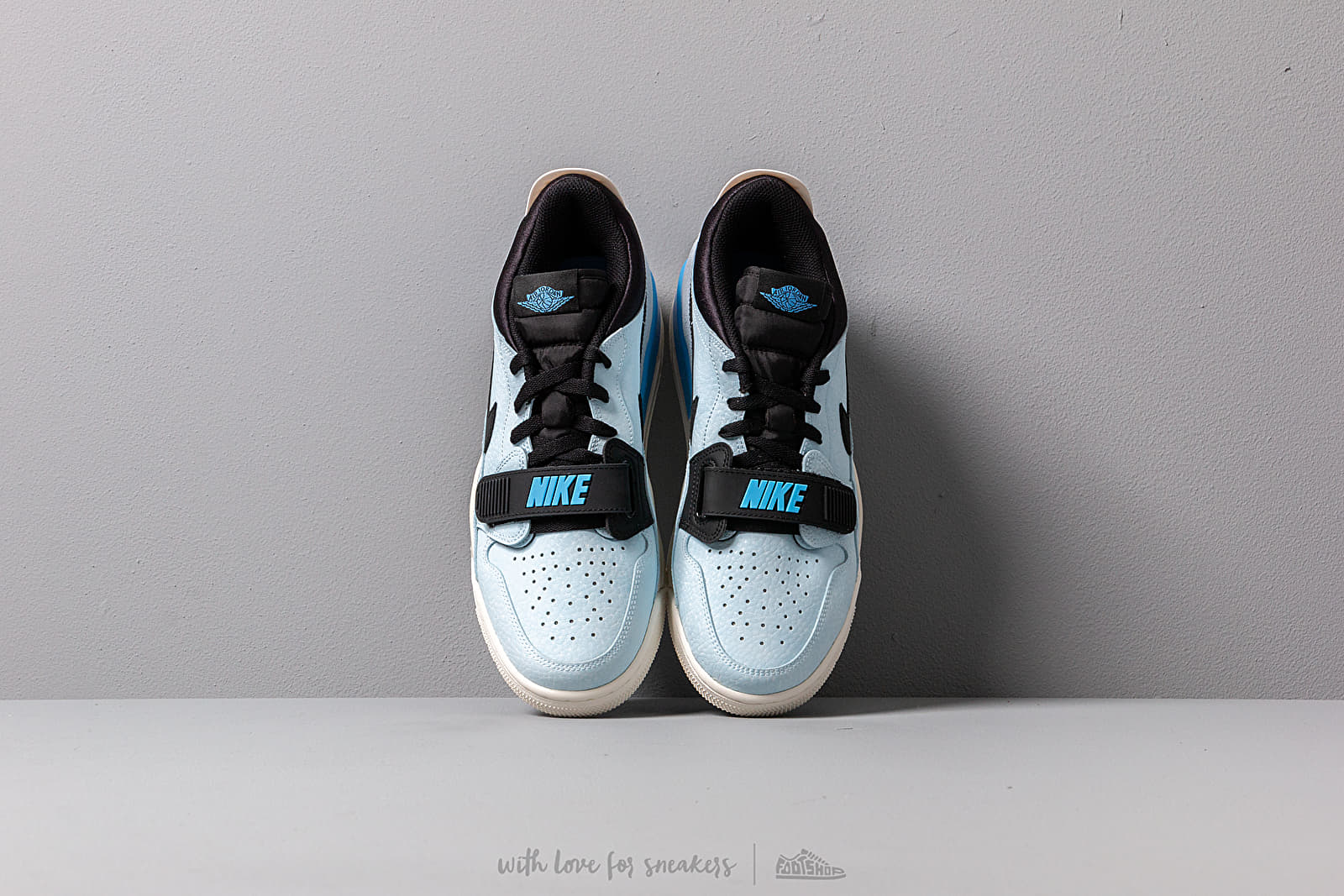 Jordan legacy 312 pale blue new arrivals