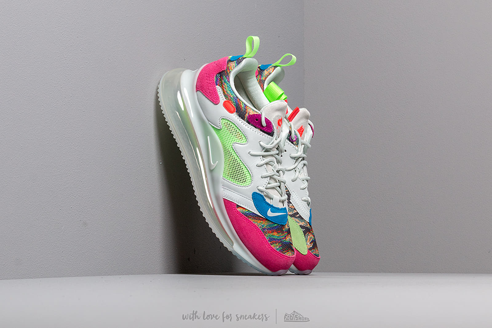 Încălțăminte și sneakerși pentru bărbați Nike Air Max 720 / OBJ Multi-Color/ Hyper Pink-Lime Blast