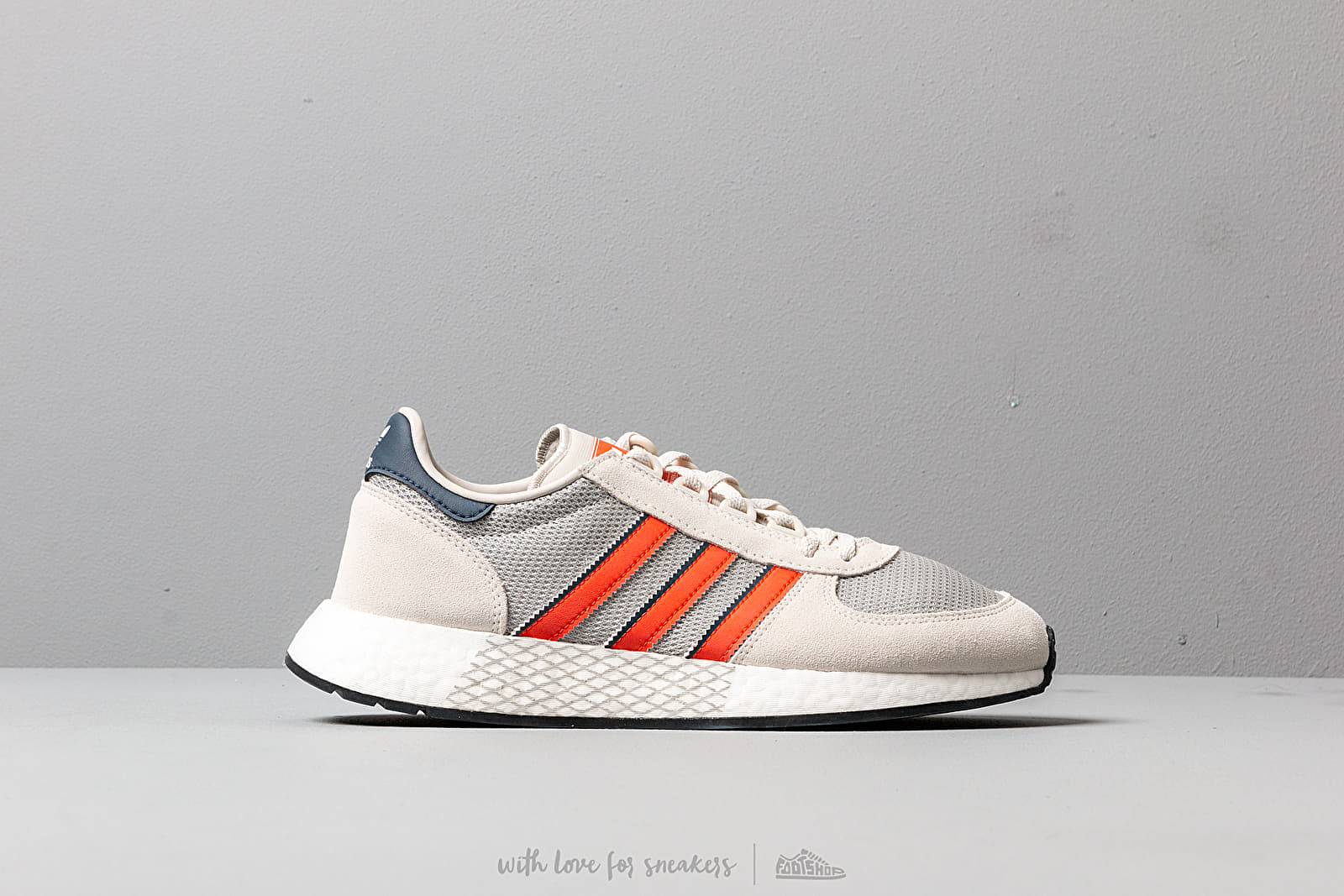 Férfi cipők adidas Marathon Tech Raw White/ Active Orange/ Collegiate Navy