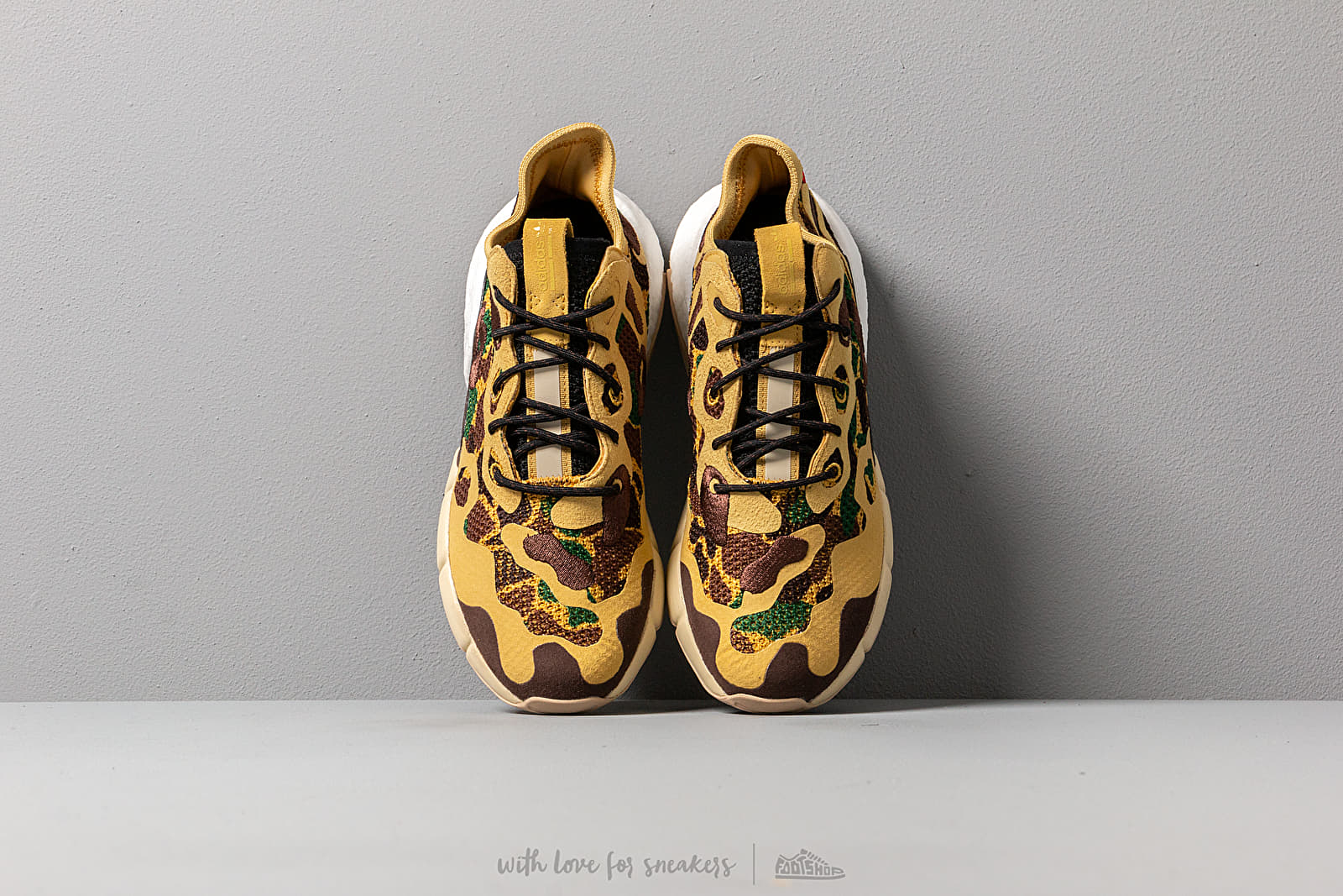 Adidas shop pod camo