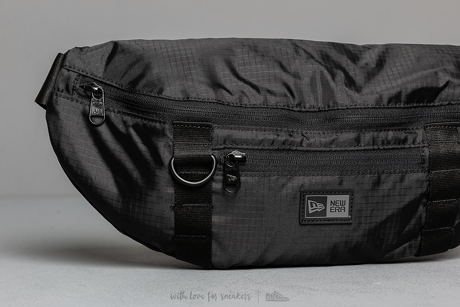 Hip bags New Era Waist Bag Black Footshop