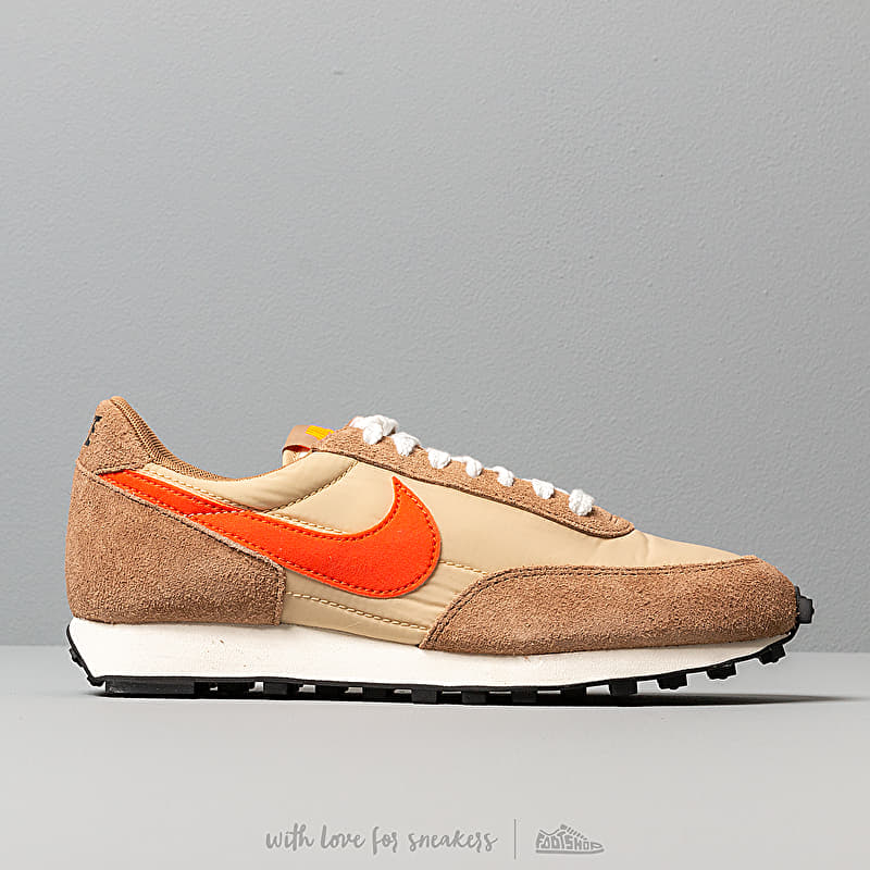 Nike Daybreak Sp Vegas Gold/ College Orange-Rocky Tan | Footshop