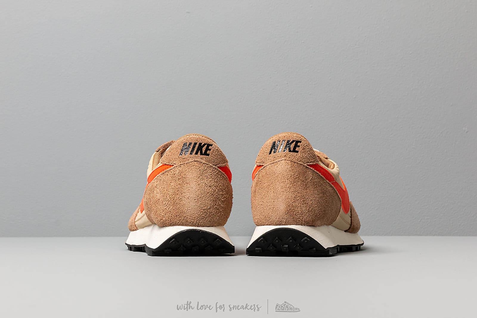 Nike daybreak vegas gold & college orange outlet