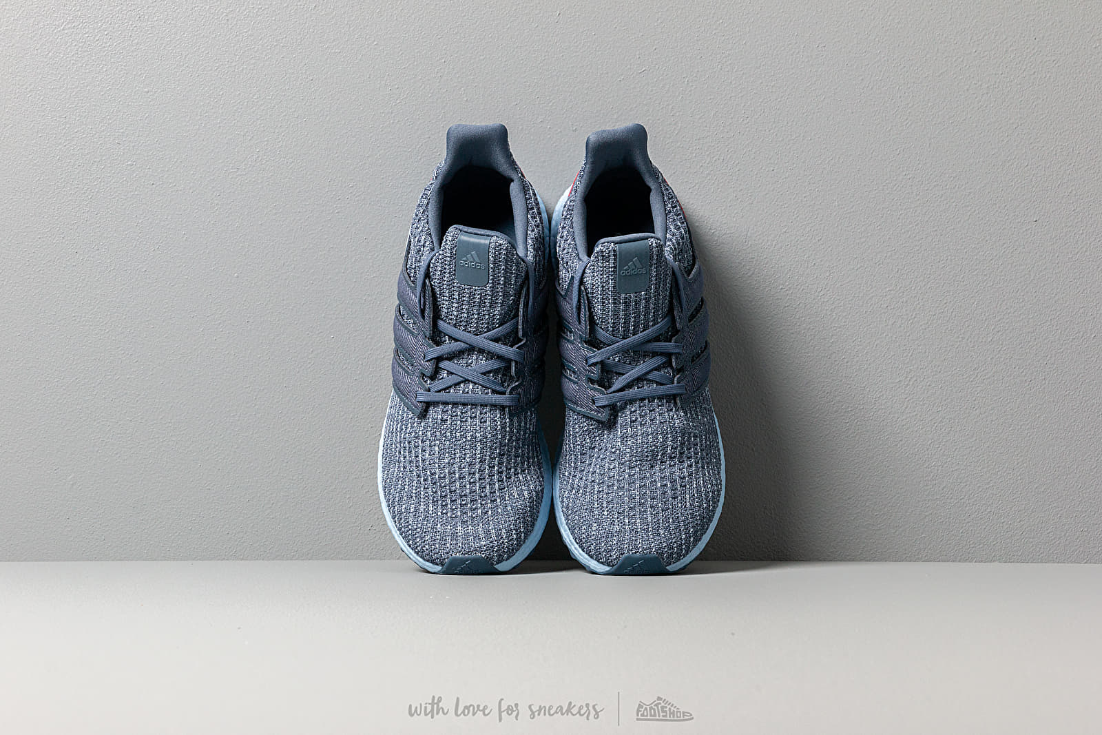 Ultra boost tech sales ink glow blue