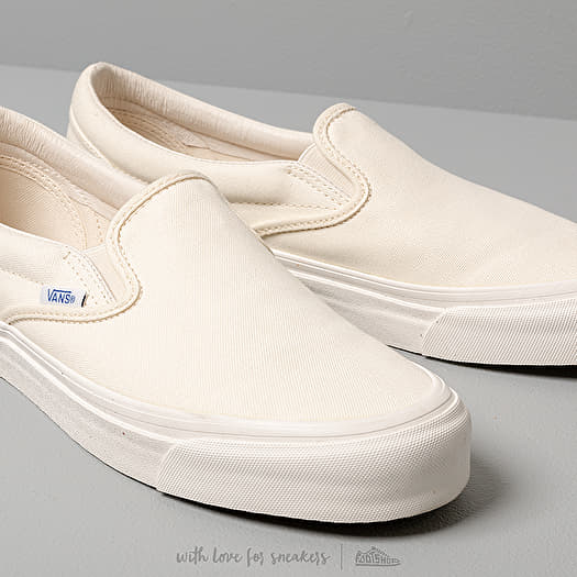 Vans slip on cream white 2025