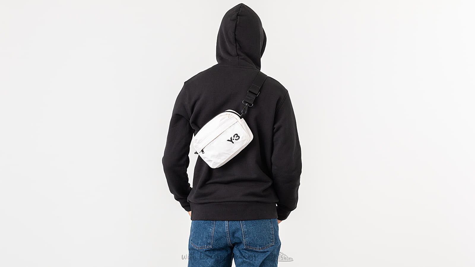 Y-3 Sling Bag Off White | Footshop