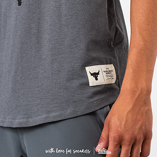 Under armour wreak havoc top