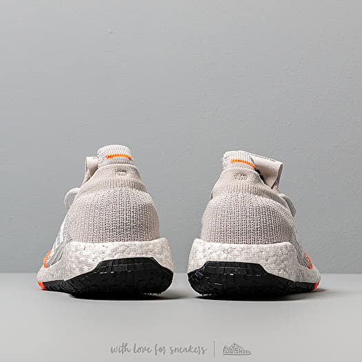 Women s shoes adidas PulseBOOST HD w Grey One F17 Ftwr White Hi Res Coral Footshop