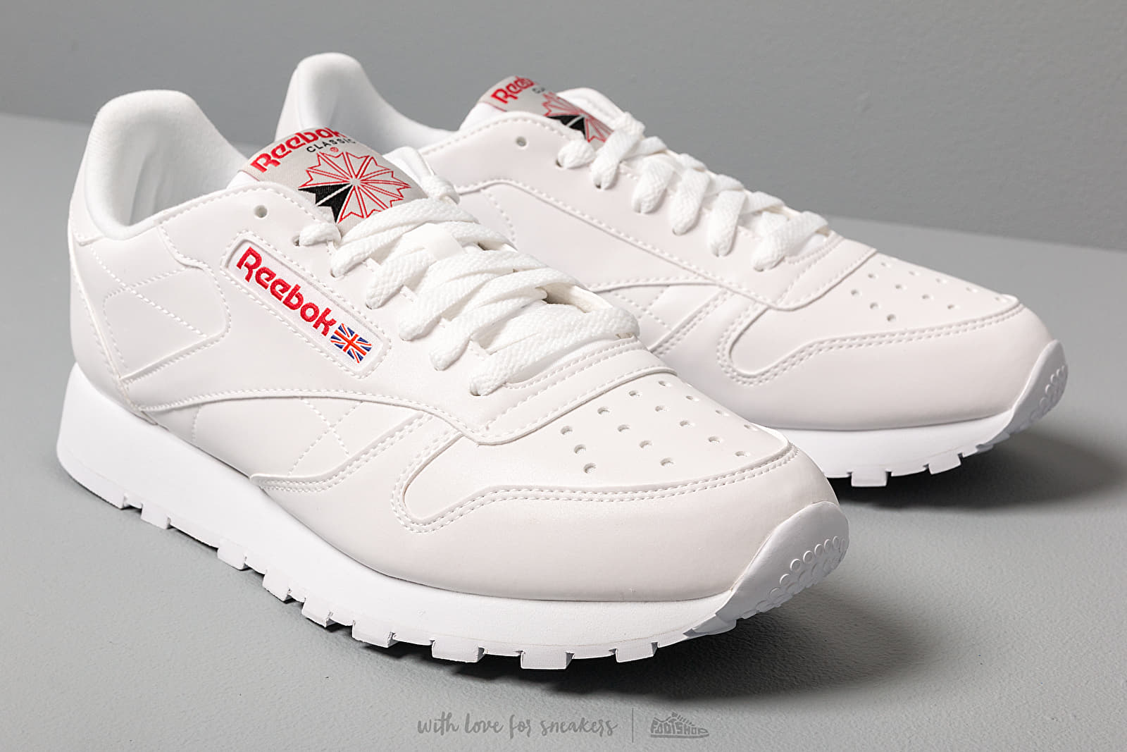 Men s shoes Reebok Classic Leather Mu White Grey Red Black