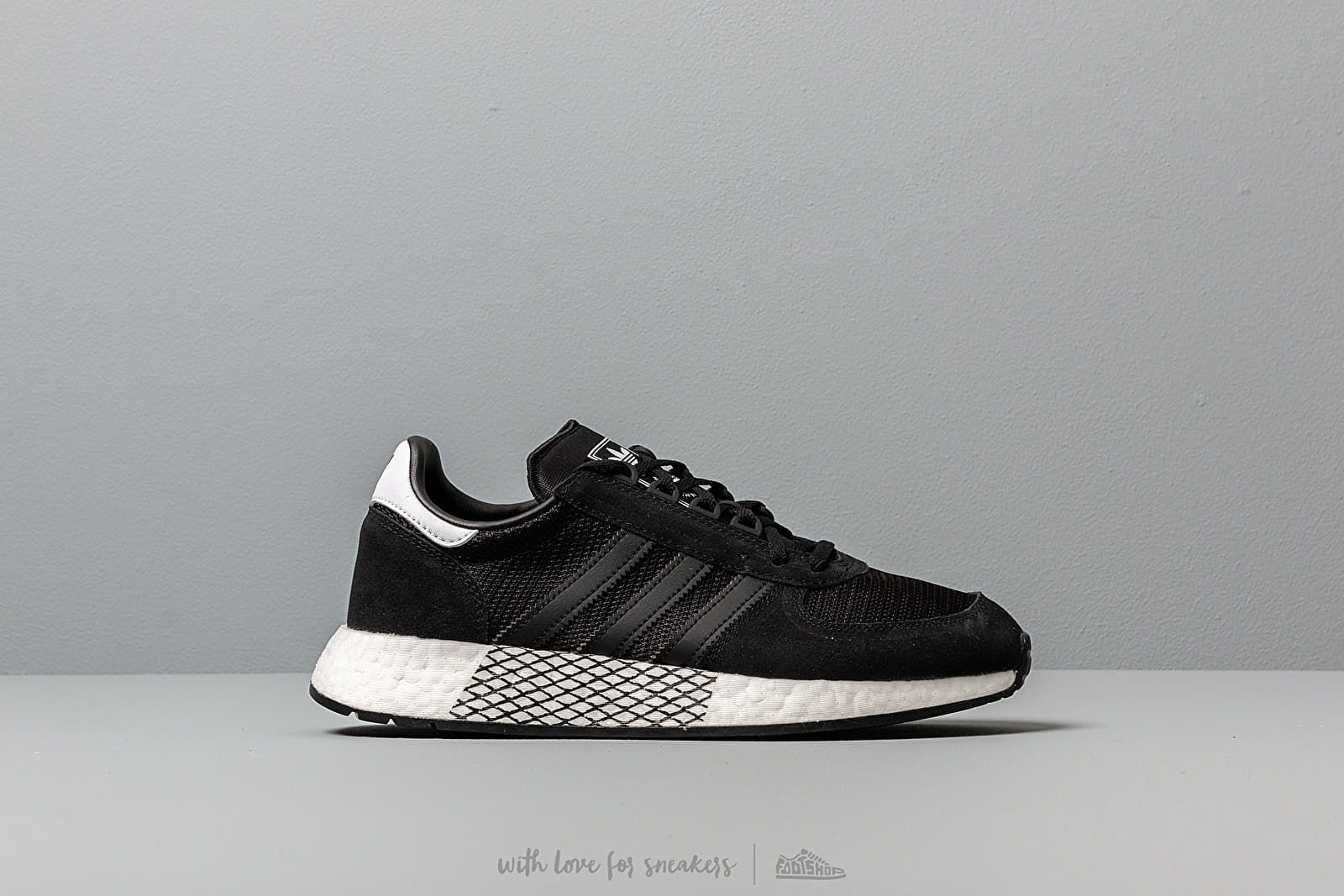 Adidas marathon black shop